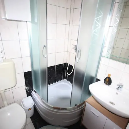 Small For A Great Lejlighed *