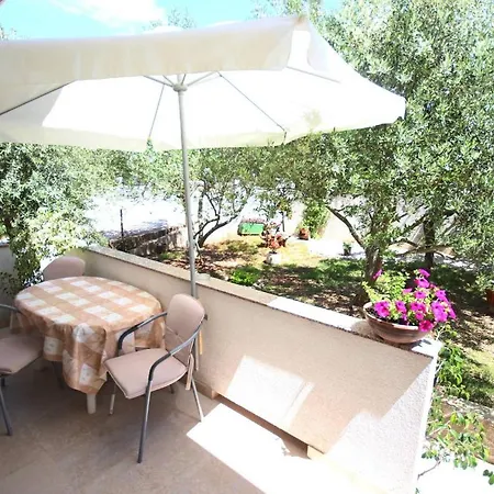 アパート Small For A Great *